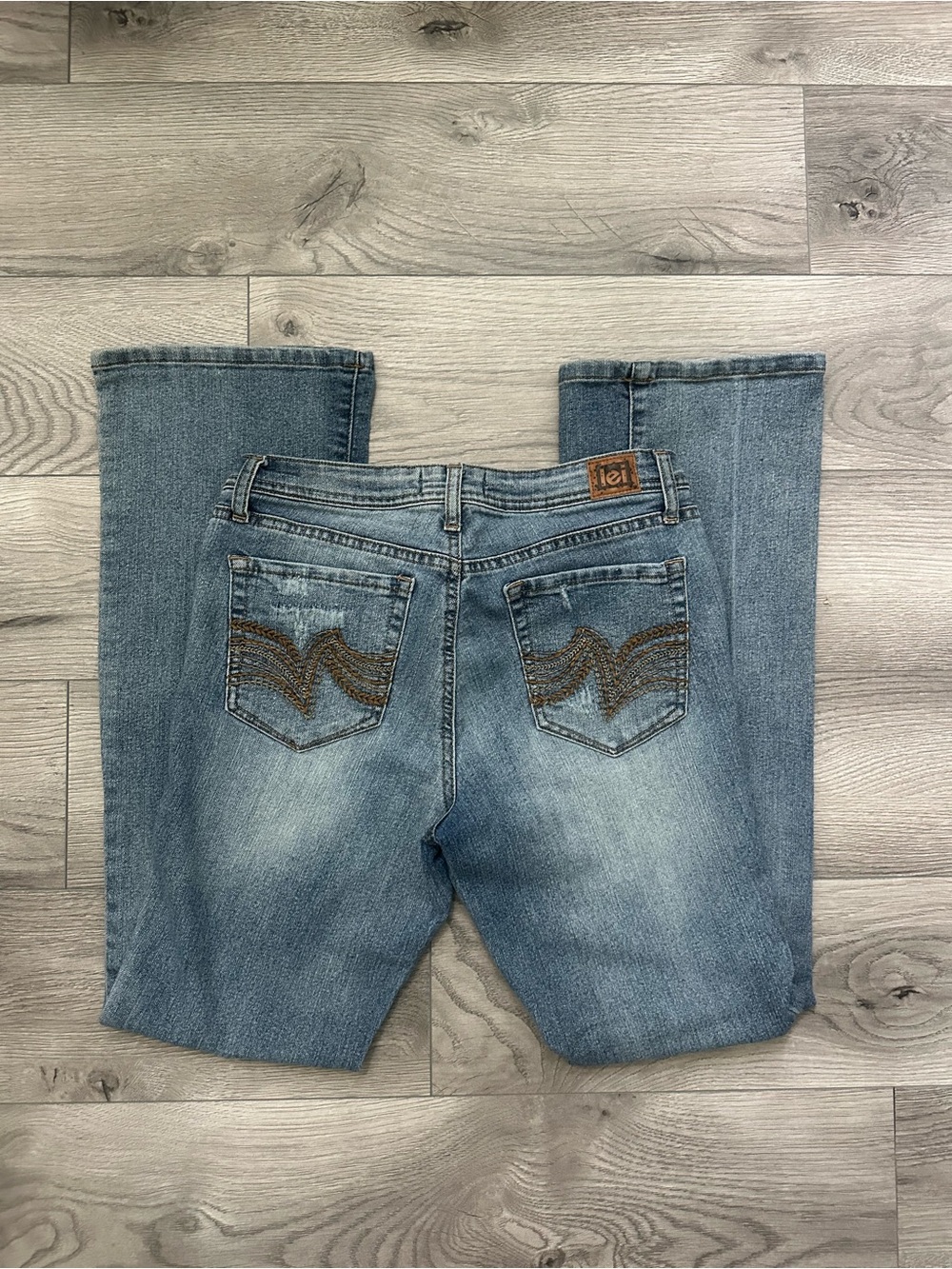 L.e.i. Jeans